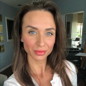 Meet your Posher, Ivana